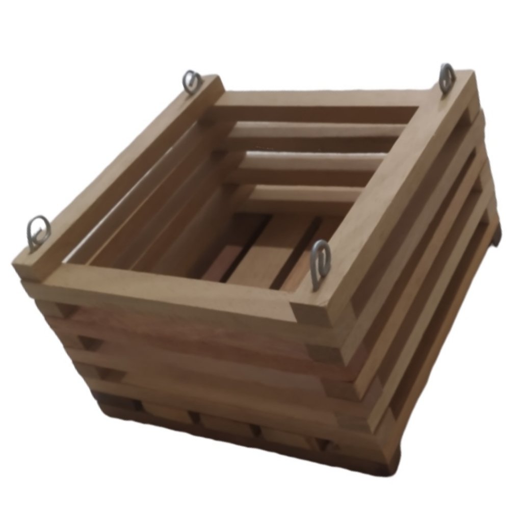 CESTA MADEIRA VAZADA 24X24X12CM